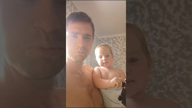 Малыш Мишутка рассказывает как режутся зубки
