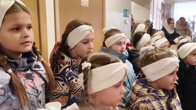 ТВОРЧЕСКИЕ ПОДАРКИ ГИМНАЗИСТОК ДЛЯ НАСЕЛЬНИЦ ИВЕРСКОГО МОНАСТЫРЯ