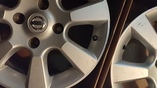 Диски Nissan R15 4x114,3 оригинал N054-555  за 24000 руб