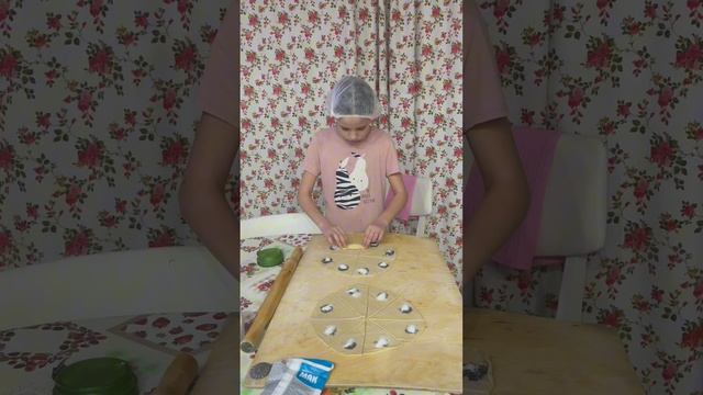 Печём рогалики