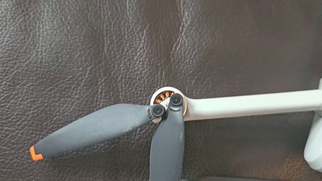 My Blades on my DJI Mini 3 Pro Drone have got worn out. I have the Mini 4 Pro Coming today Smart RC