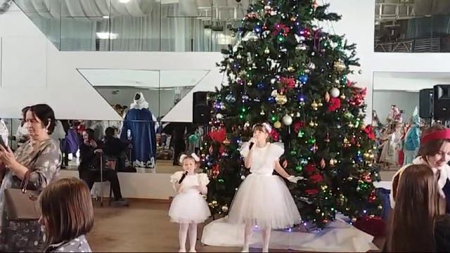 Зима красавица. Стильняшки. Концерт холл.