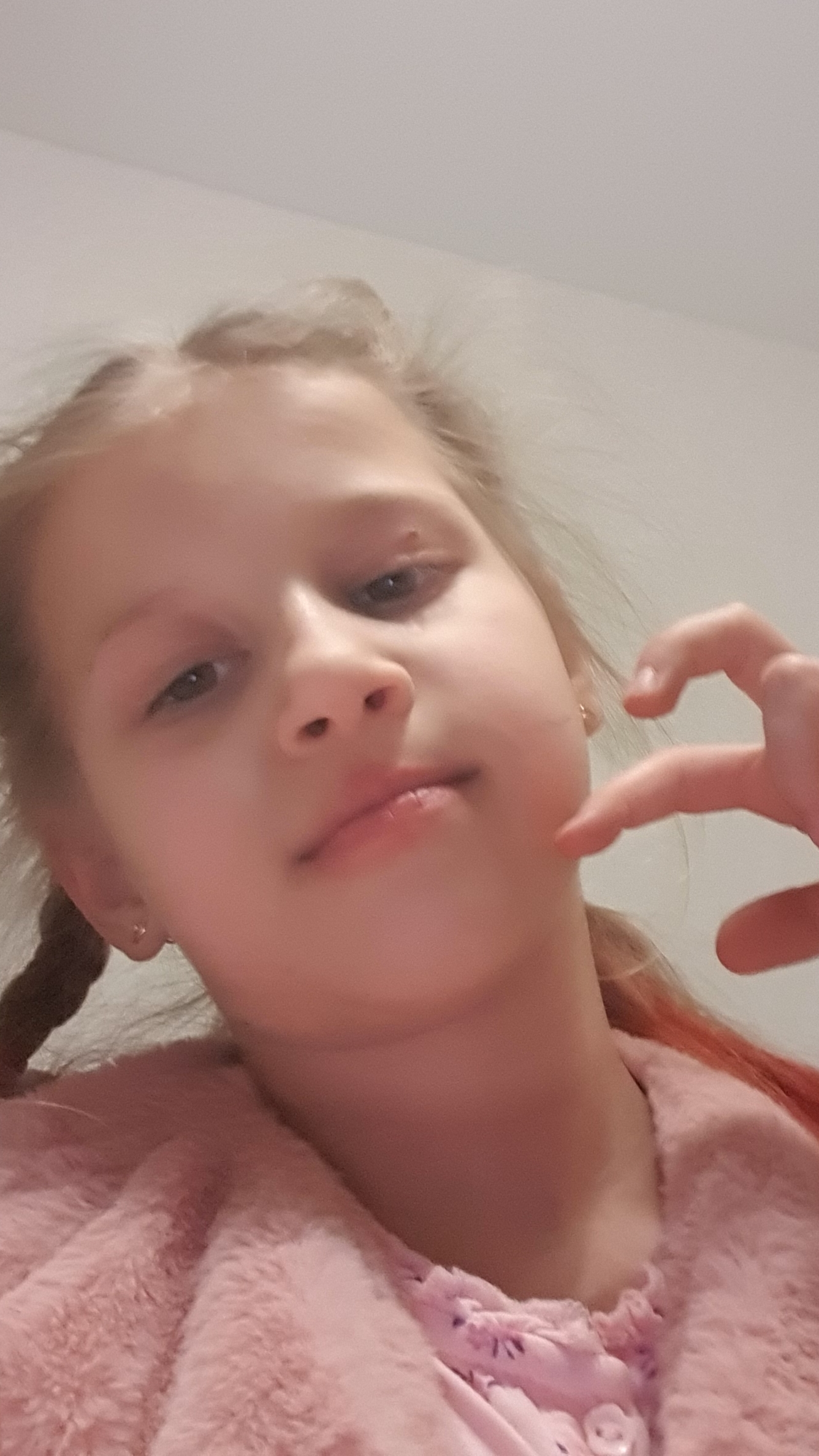 умоляю зделайте октив плис🙏🏻