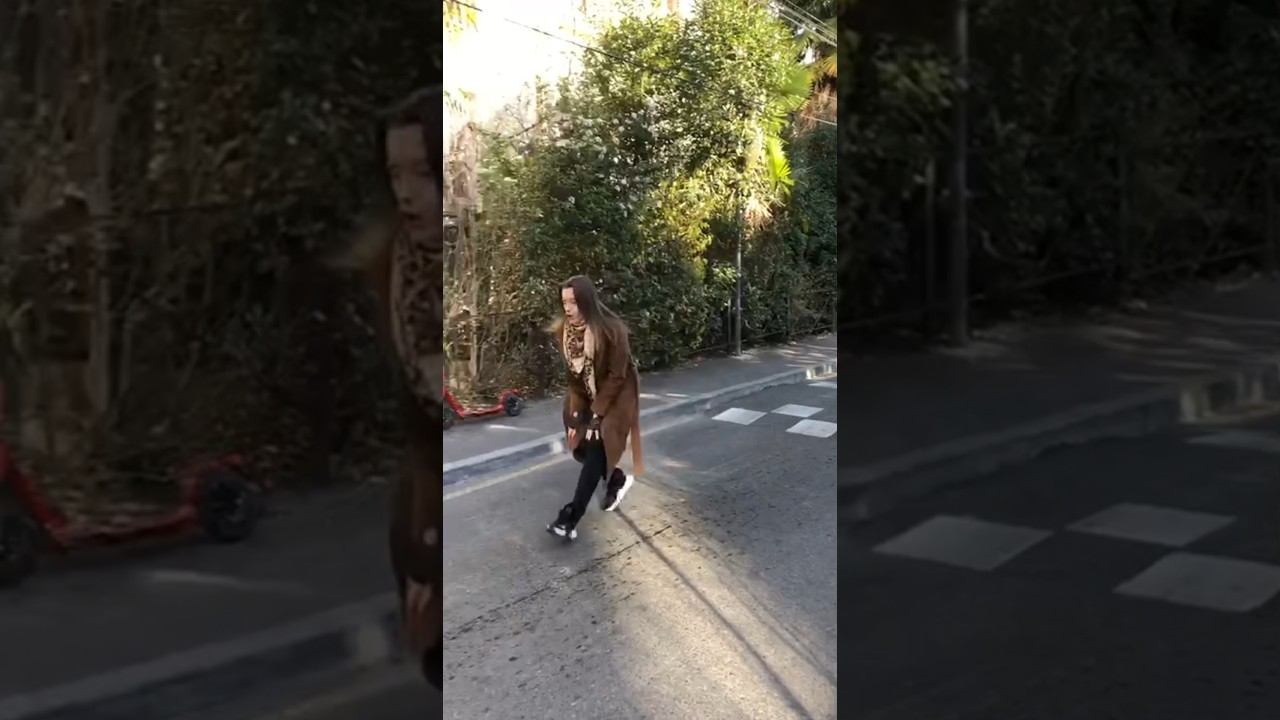 Аж покачнулась