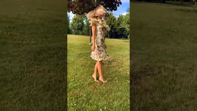 Платье на запах с кружевом