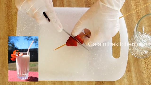 How To Make Spiral From Strawberry. Easy Cocktail Strawberry Garnish Idea!
