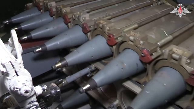Боевая работа расчетов САУ «Мста-С» ВДВ в приграничном районе Курской области