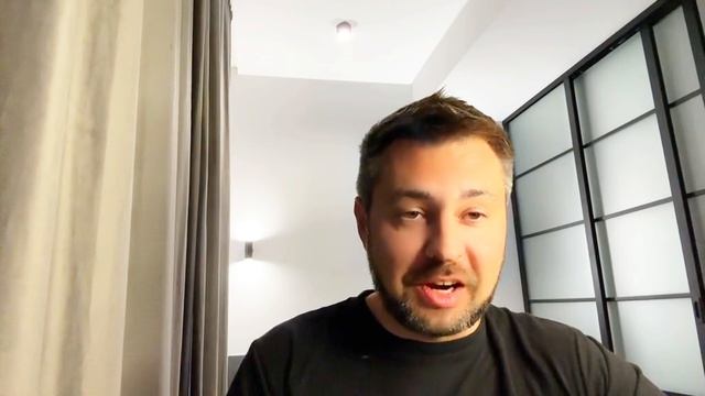 Украинцы возмущаются почему русские отдыхают на курорте в Европе