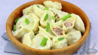 Уникальное тесто на вкус интересно. ПЕЛЬМЕНИ С ГОВЯДИНОЙ, ИЗ ТЕСТА НА СМЕТАНЕ И ГАЗИРОВАННОЙ ВОДЕ