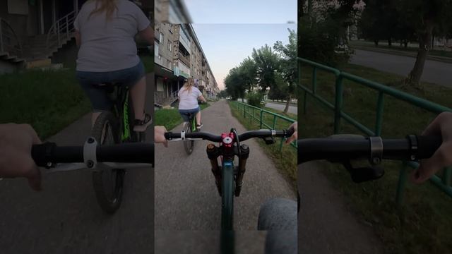 Тяжело с утра на заднем. #велосипед  #тудысюдынавелосипеде
