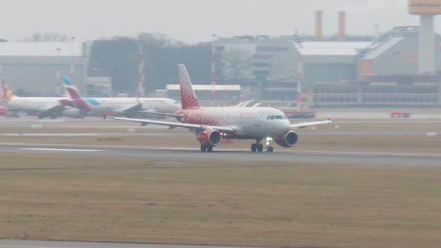 Rossiya Airlines Airbus A319  VP-BNB Takeoff from Hamburg Airport