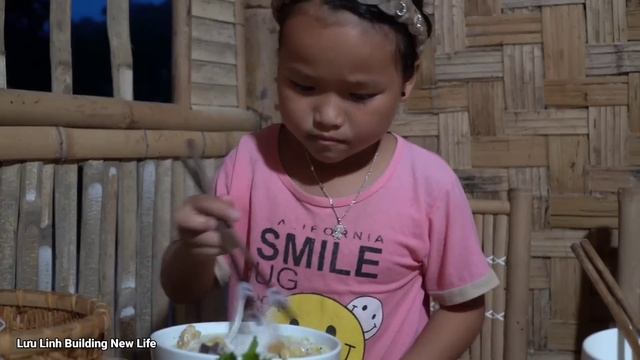 The process of Harvesting a lot of mussels, Picking fruits, Giant bamboo shoots - With my daughter