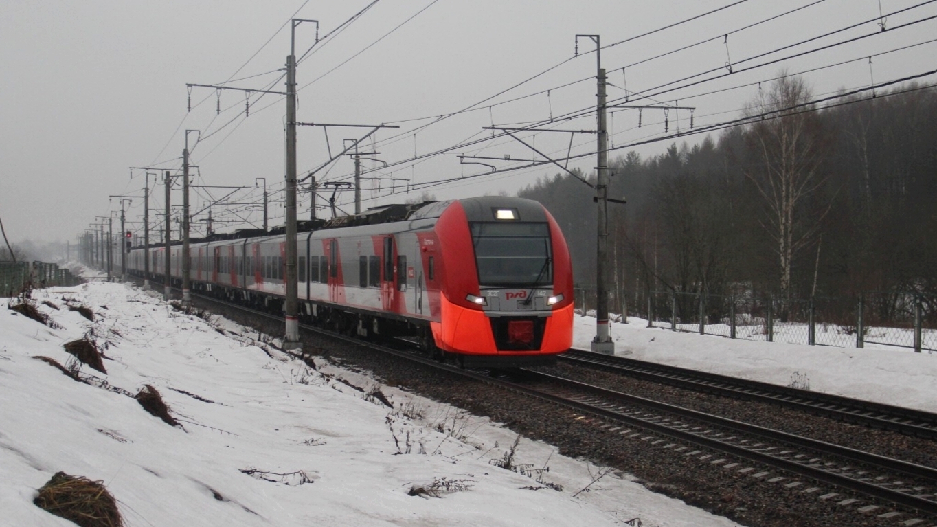 ЭС2Г - 142 проследует перегон Подсолнечная-Клин.