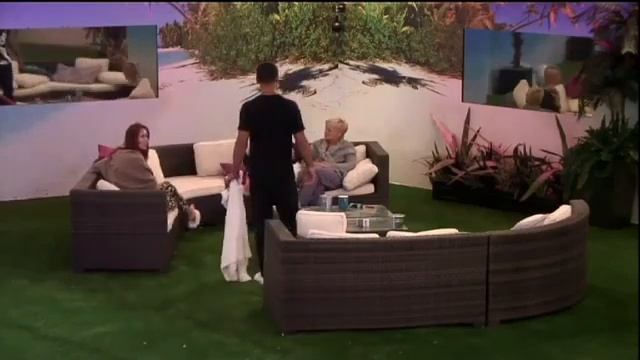 Celebrity BB 2011 Day 10_ lucien and tara Food Fight!!