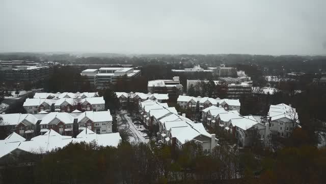 Звуки городского снегопада и шумы ветра, зимняя атмосфера (звуки для сна)