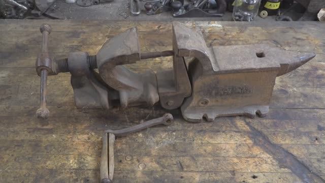 Реставрация странных тисков