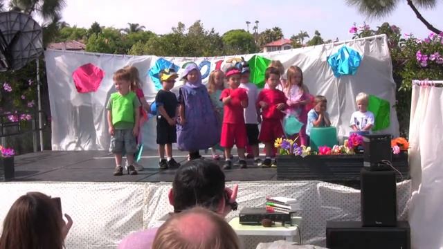 La Costa Valley Preschool 2012 Performance - Under the Sea - Ms. Rita