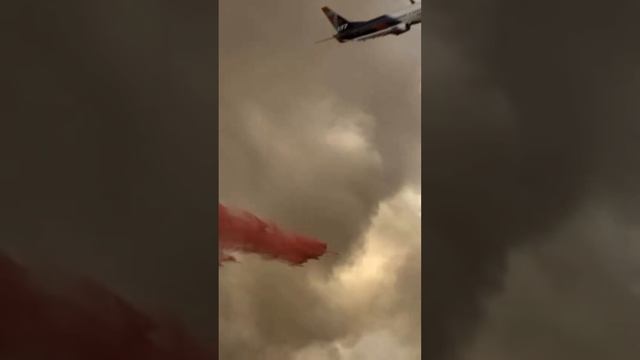 ✈️✈️✈️ 3 súper aviones #10tanker #aviation #incendio #bomberos #wildfire #pilot #airplane