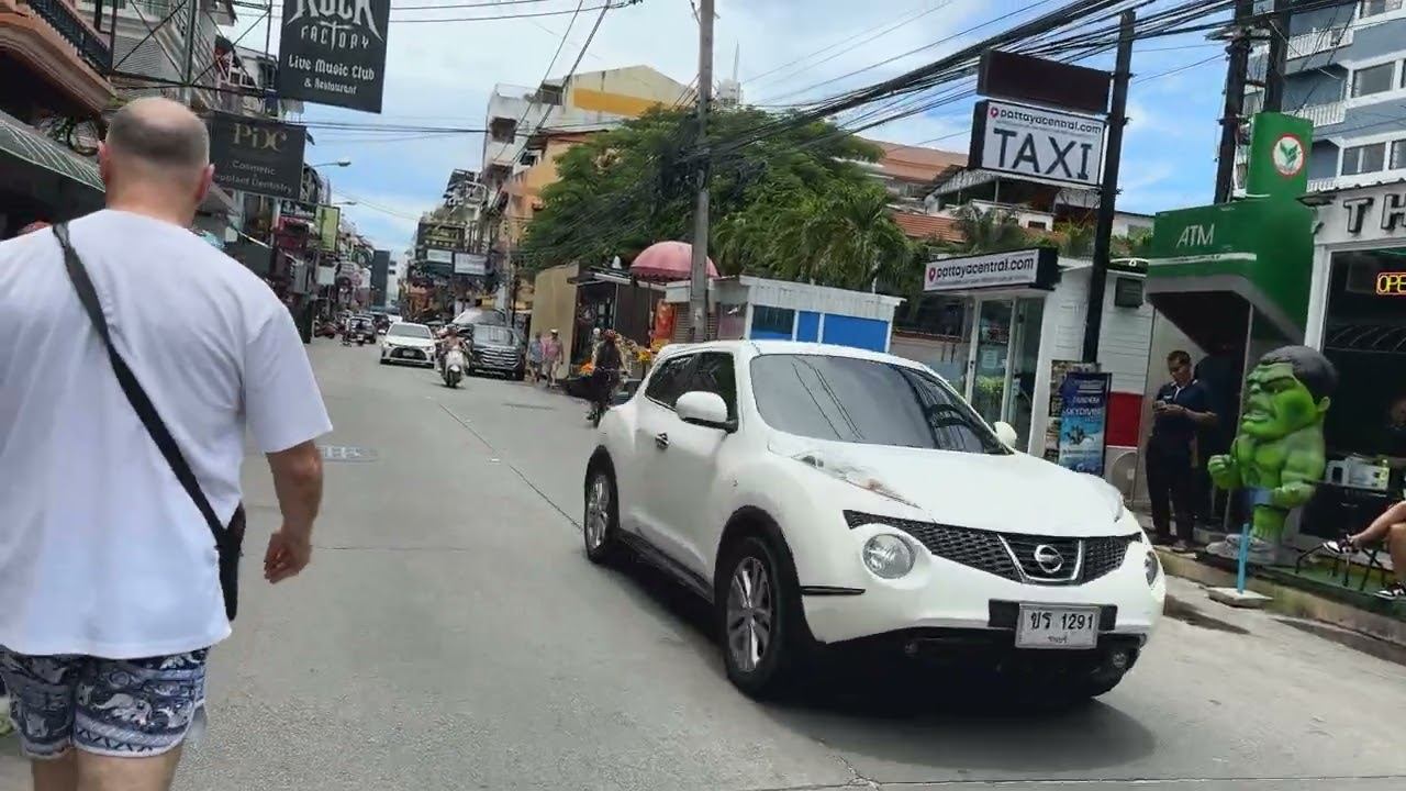Pattaya 4K, morning Soi Buakhao, Thailand