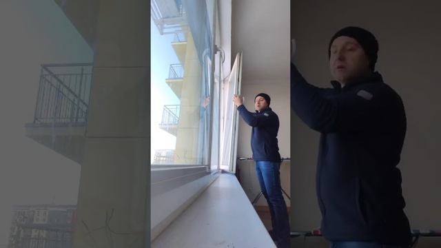 Окно в двух положениях