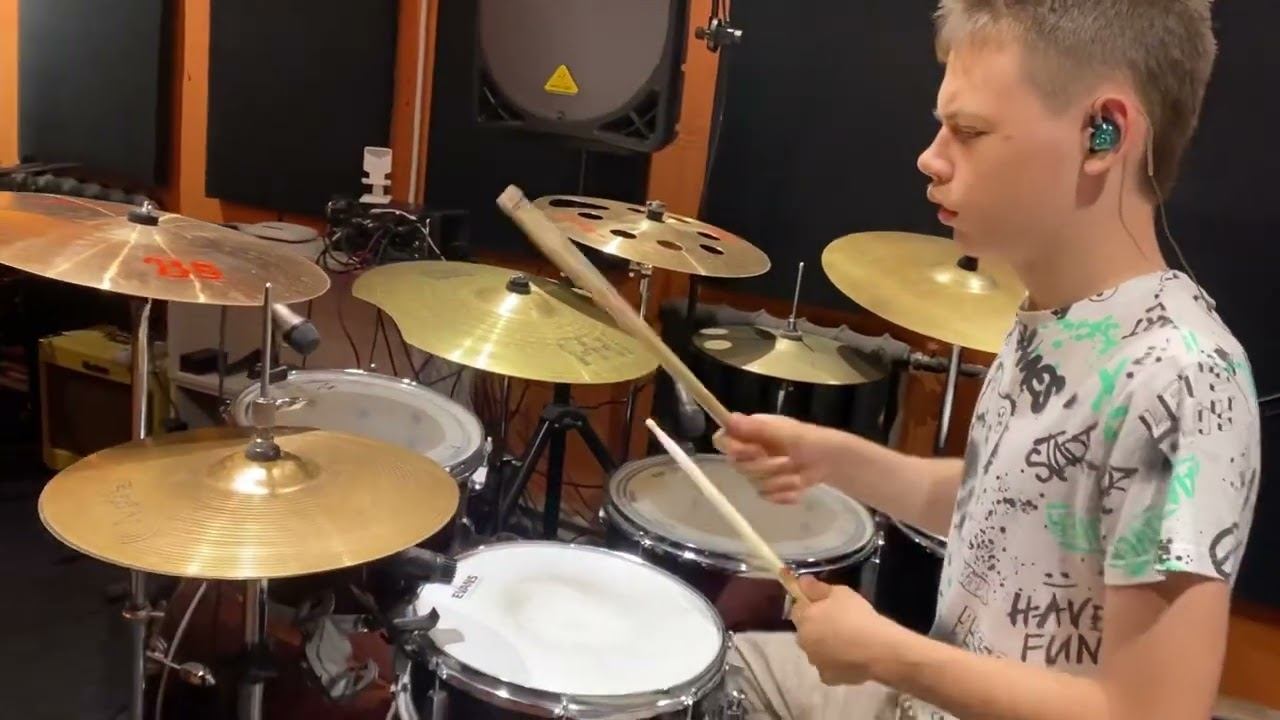 Пикник - Королевство кривых (Drum cover by Ivan Permyakov)