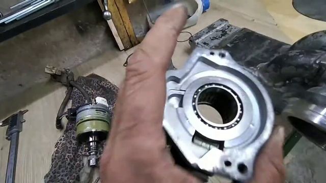 рулевая рейка LEXUS (вода в скрытых местах)