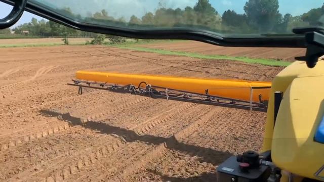 Полевой опрыскиватель Caffini Small с воздушным рукавом