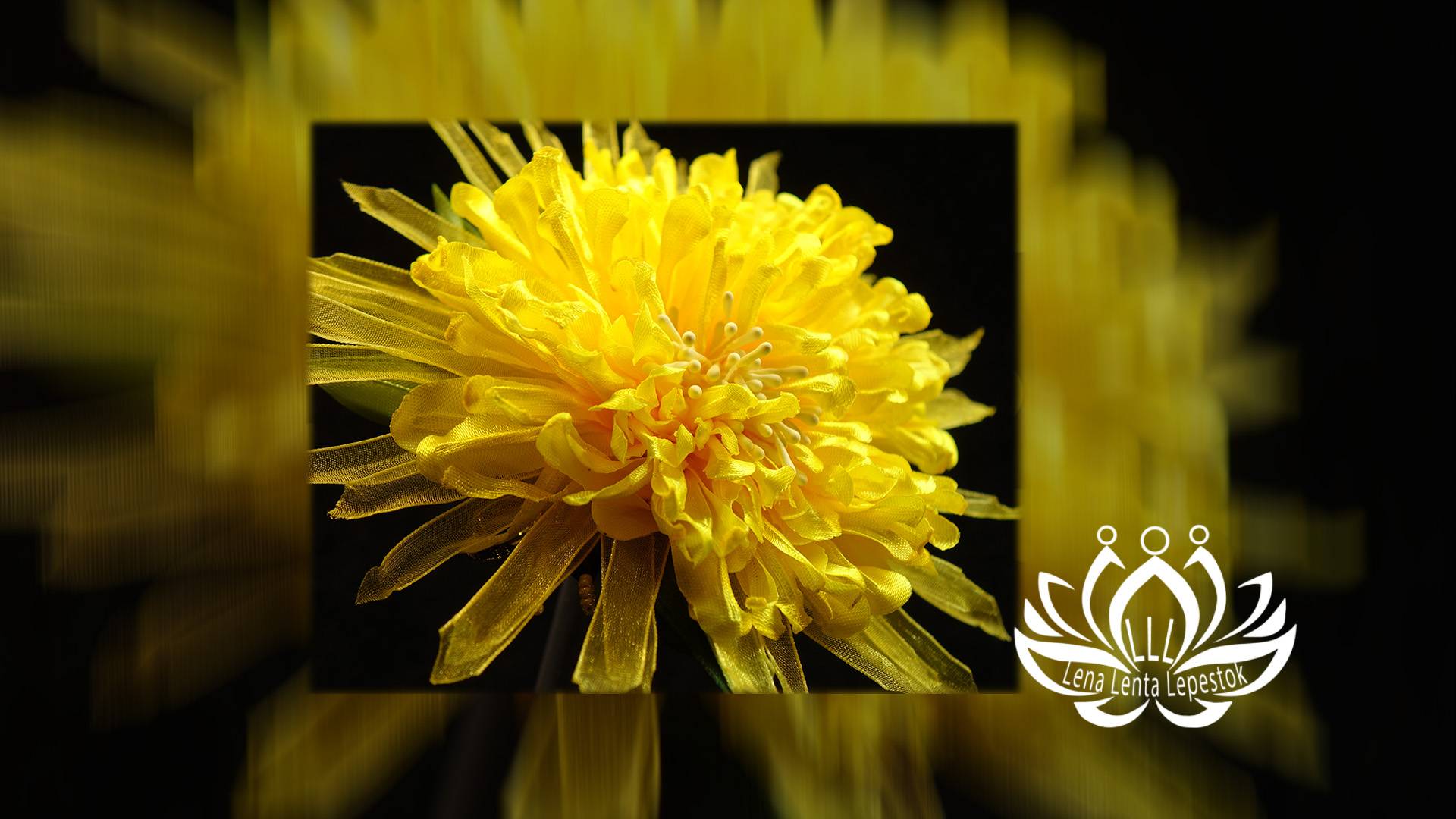 Заколка-брошь ручной работы "Керрия"