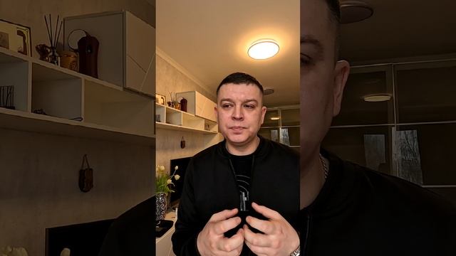 Люди одержимые игрой.