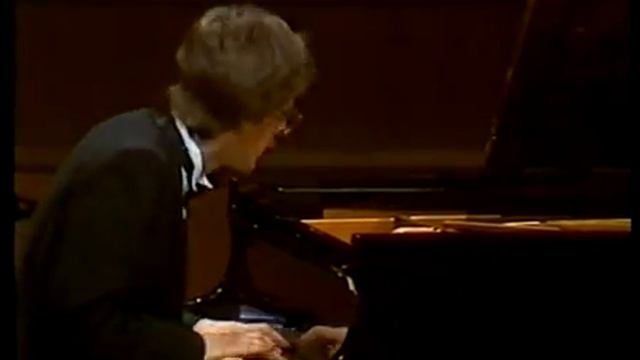 Фридерик Шопен. Мазурка Op. 63 №3. Станислав Бунин.
Stanislav Bunin_ Chopin - Mazurka Op. 63 No. 3