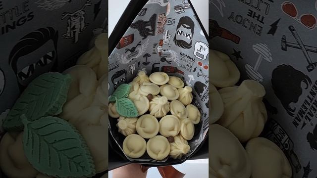 Букет из шоколадных пельменей и хинкалей