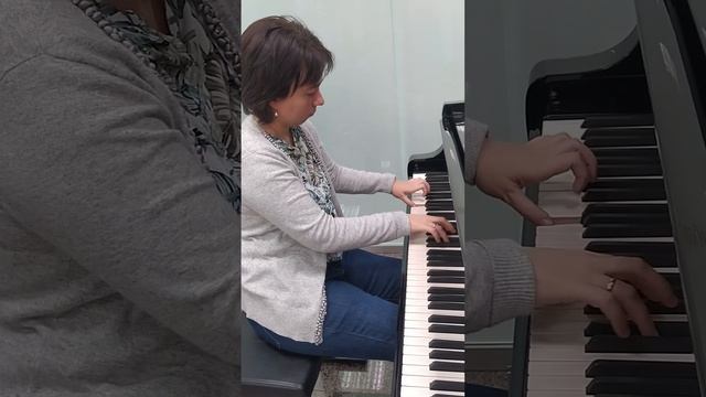 Играю на концертном рояле Kawai "Merry Go Round of Life" (Howl's Moving Castle, Joe Hisaishi)