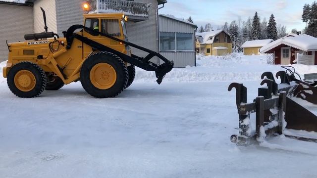 Köp Baklastare Volvo BM 641 4WD på Klaravik