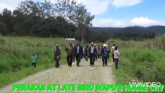 How Papua New Guinea (Western Highlands Province) Show their Respect in their custom way