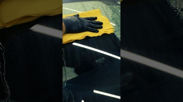 Suede — удобная универсальная салфетка из искусственной замши. #automobile #detailing #shorts