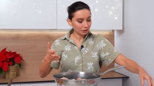 Мясо по-французски БЕЗ духовки! ОЧЕНЬ вкусно и просто! Куриные бедра с грибами