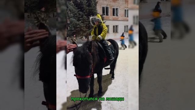 НОВОГОДНЕЕ ВОЛШЕБСТВО В ДЕТСКОМ САДУ «АЛЕНЬКИЙ ЦВЕТОЧЕК»