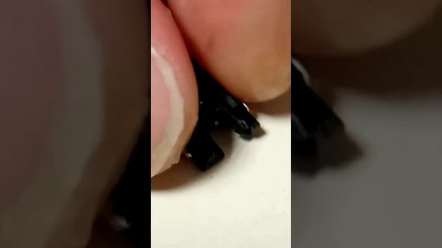 TECNO POVA сломали наконечник наушников в гнезде и залили супер клеям .