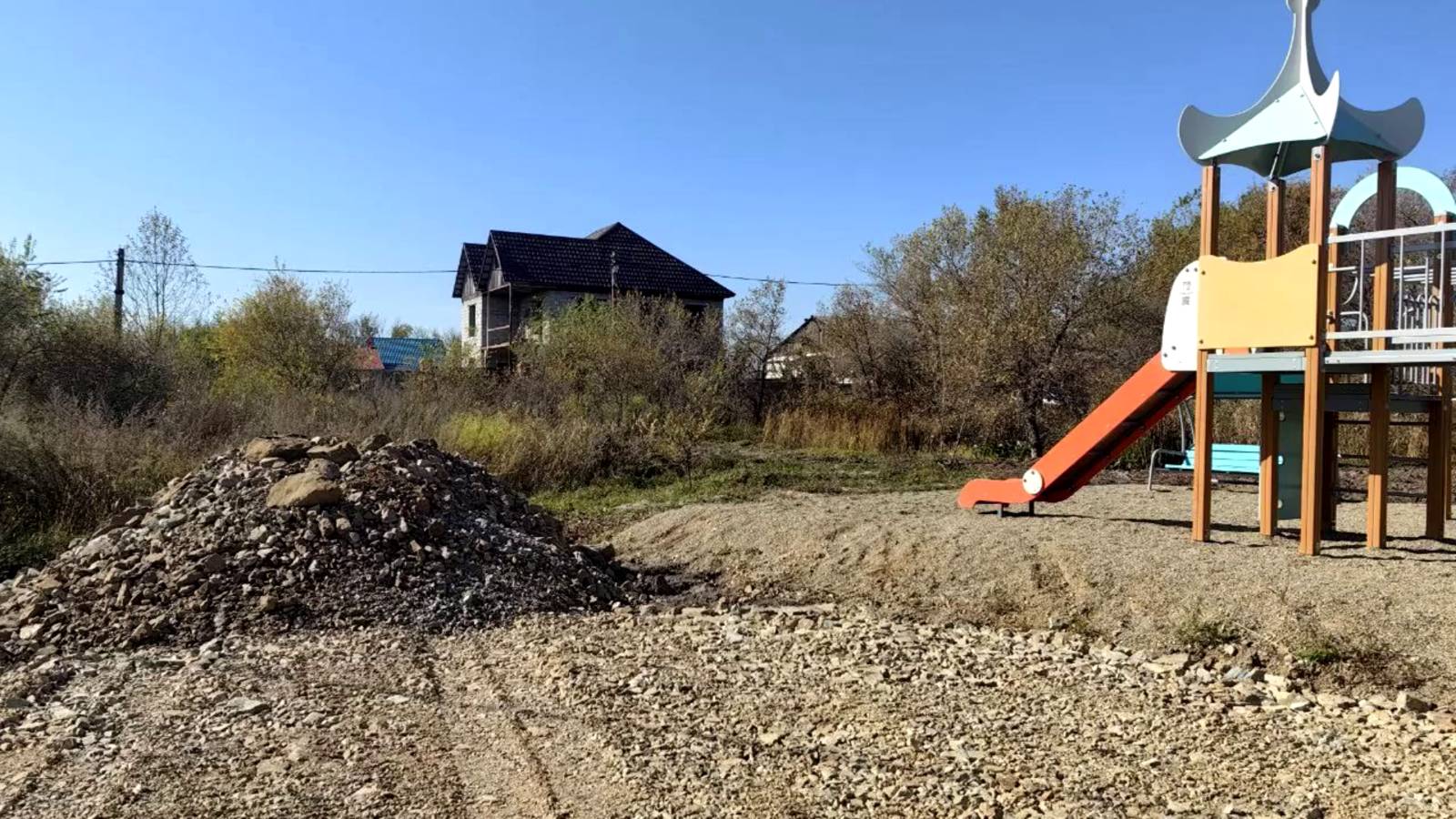 Когда жителям не всё равно! На улице Иркутской появилась новая спортивная площадка