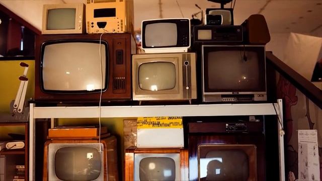 ......ЧУМОВЫЕ образцы бытовой техники взрослых СССР и 90х! Лайфхаки с аппаратурой СССР.....