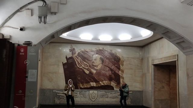 Станция "БАУМАНСКАЯ"🚇Спускаясь в московское метро🖐 17.11.2024