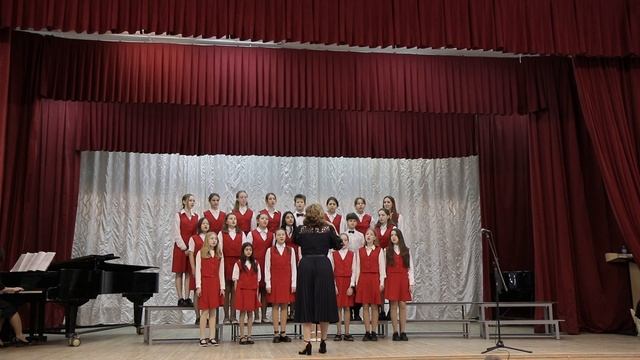 А.Ростовская, М.Железнова "Наступает Рождество".