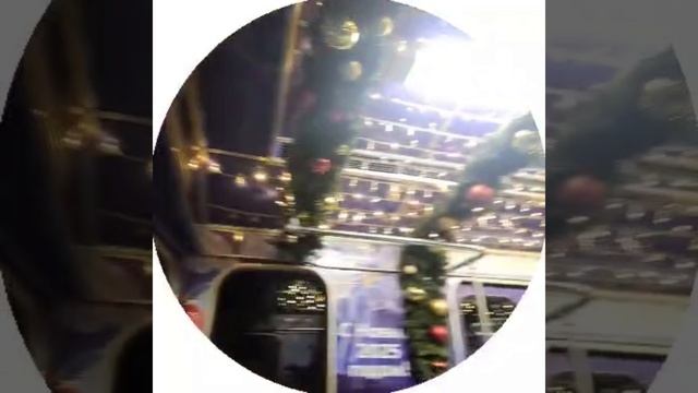 Наши соседи прокатились на новогоднем поезде в метро 🚇

А вам удалось на таком проехаться?