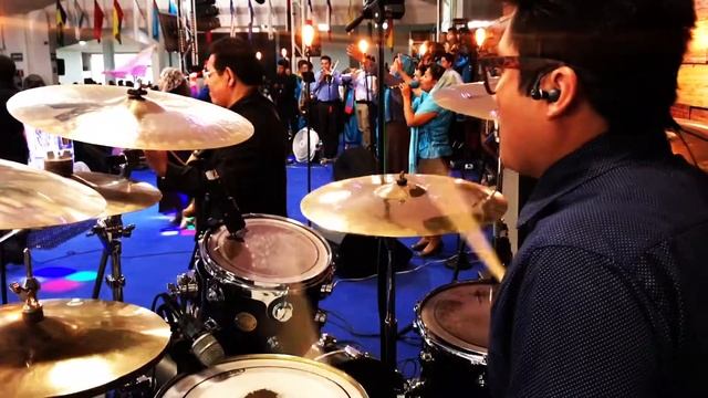 Llamada Final Mexico - Mientras Haya Vida En Mi (Live Drum Cam)