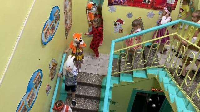 Рождественские колядки прошли в детском саду. ДОУ 32 Ангарск