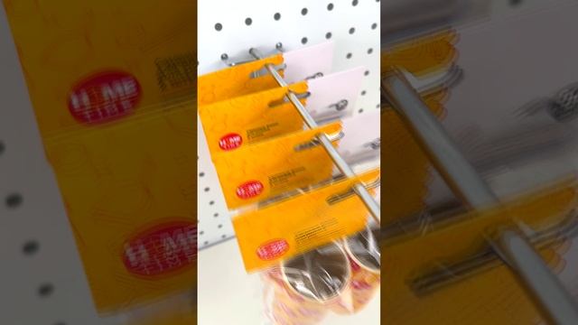 Крючок на перфорацию одинарный L=200мм d=4,8мм, шаг 50мм, хром