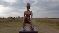 Обновленный памятник ''Русскому инопланетянину'' в аномальной зоне Молебка