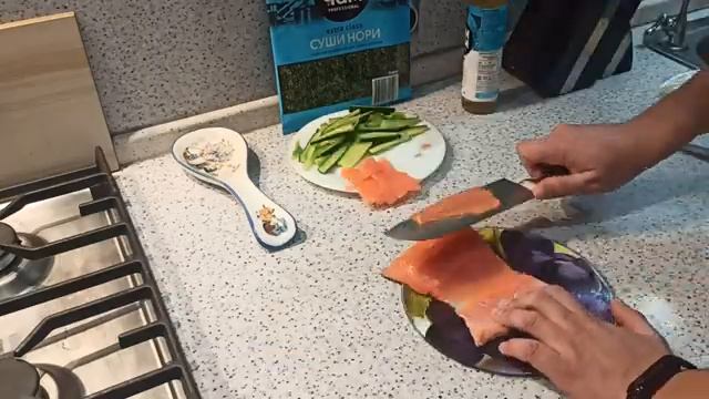 Роллы Филадельфия в домашних условиях