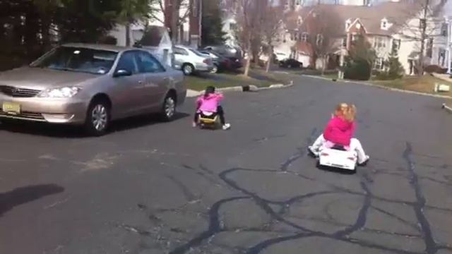 BMW M3 VS TRUCK VS TRUCK