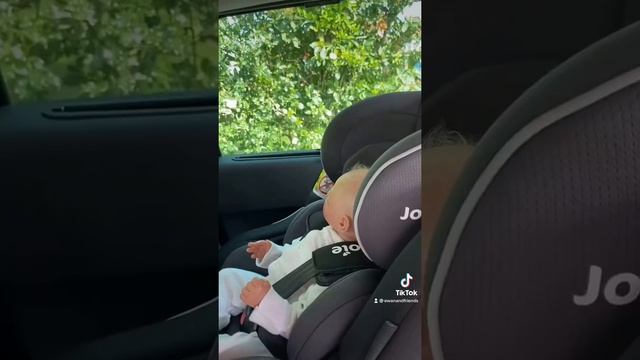 Is it ok for my baby to sleep in the car? | Quick Tips For New Parents